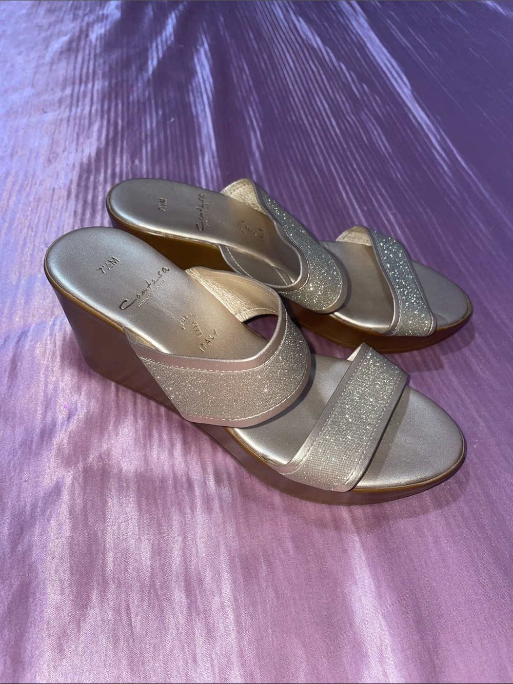 Contesa Gold Wedge Heels ✨